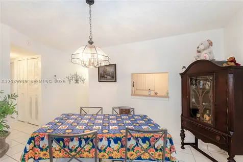 2800 Somerset Drive Lauderdale Lakes FL 33311