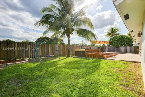 3111 NW 107th Drive Sunrise FL 33351