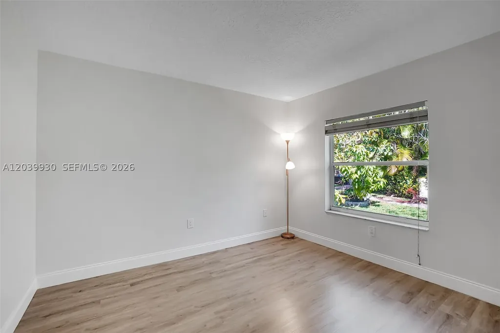 1574 NW 103rd Terrace Coral Springs FL 33071