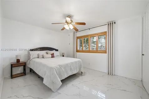 2894 E Crosley Drive E West Palm Beach FL 33415