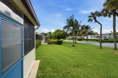 2894 E Crosley Drive E West Palm Beach FL 33415