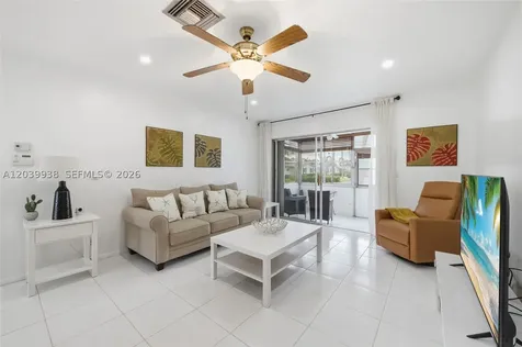2894 E Crosley Drive E West Palm Beach FL 33415