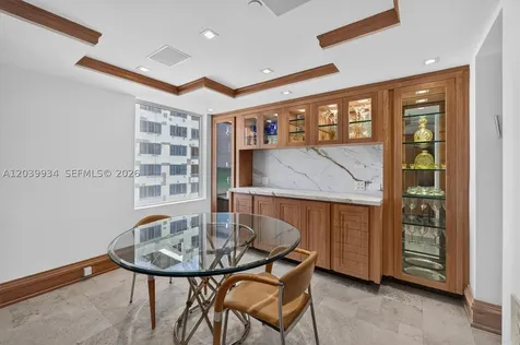 5025 Collins Avenue Miami Beach FL 33140