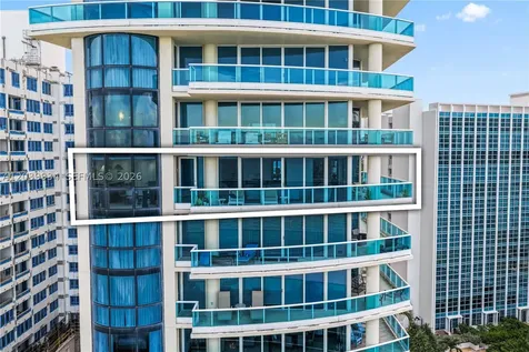5025 Collins Avenue Miami Beach FL 33140