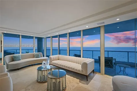5025 Collins Avenue Miami Beach FL 33140