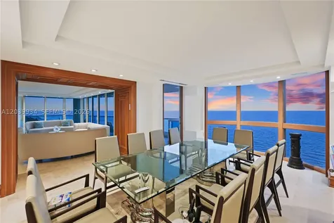 5025 Collins Avenue Miami Beach FL 33140