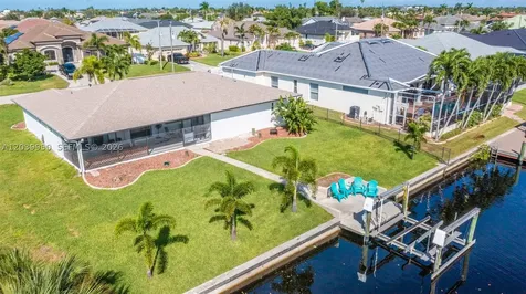 2219 SE 19 Place Cape Coral FL 33990
