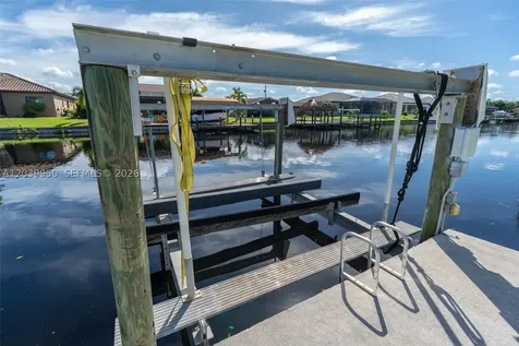 2219 SE 19 Place Cape Coral FL 33990