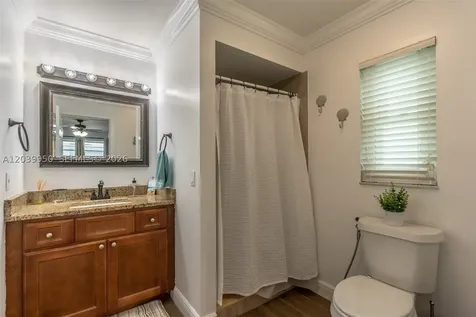 2219 SE 19 Place Cape Coral FL 33990