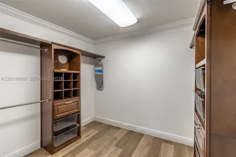 2219 SE 19 Place Cape Coral FL 33990