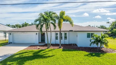 2219 SE 19 Place Cape Coral FL 33990