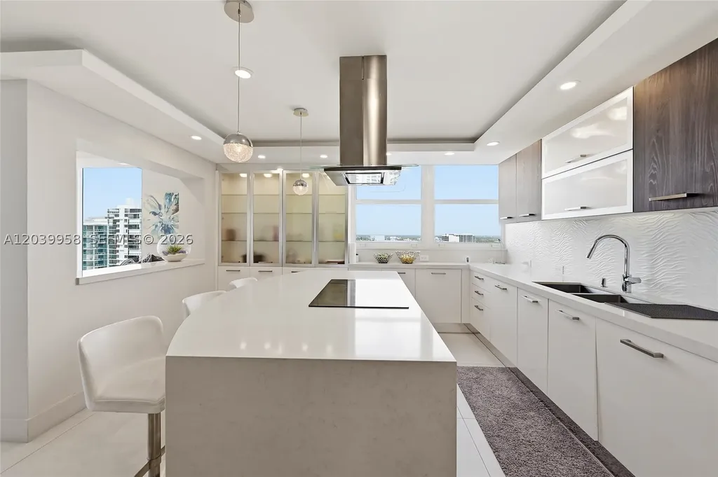 2800 E Sunrise Boulevard Fort Lauderdale FL 33304