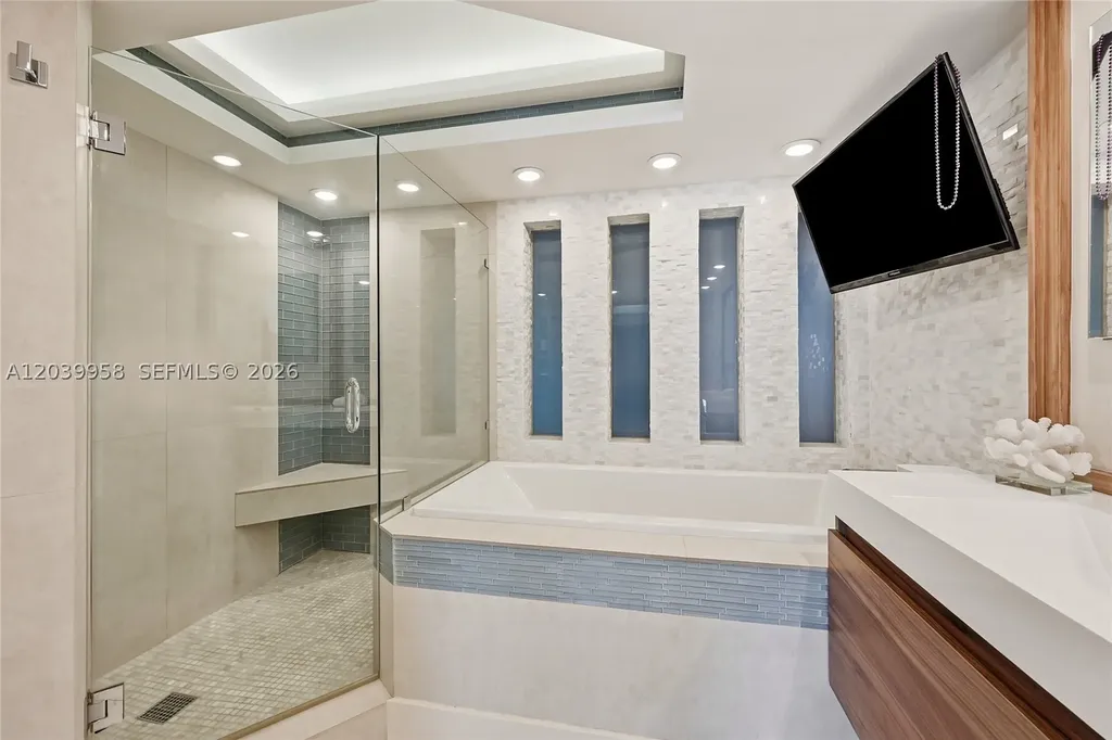 2800 E Sunrise Boulevard Fort Lauderdale FL 33304
