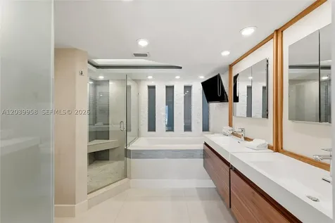 2800 E Sunrise Boulevard Fort Lauderdale FL 33304
