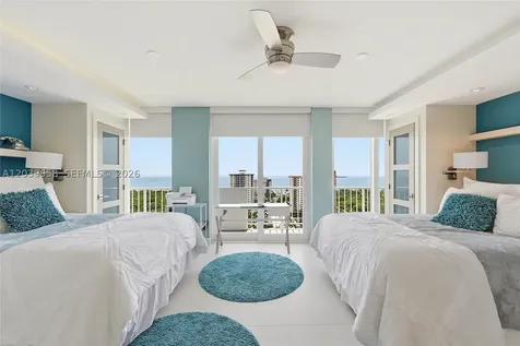 2800 E Sunrise Boulevard Fort Lauderdale FL 33304