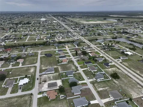 530 NW 23rd Terrace Cape Coral FL 33993