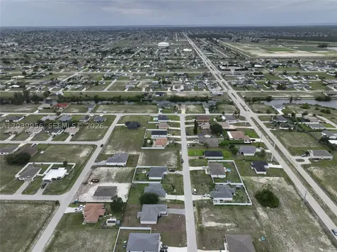 530 NW 23rd Terrace Cape Coral FL 33993