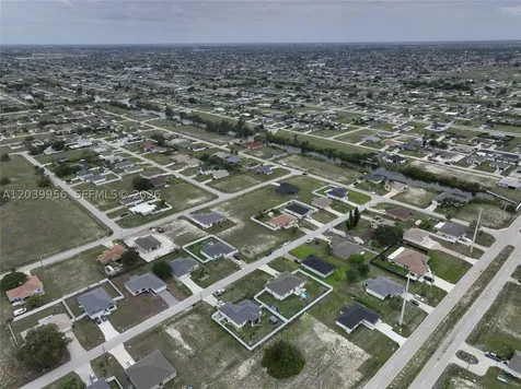 530 NW 23rd Terrace Cape Coral FL 33993
