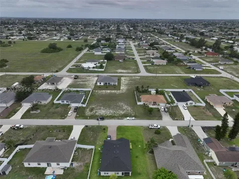 530 NW 23rd Terrace Cape Coral FL 33993