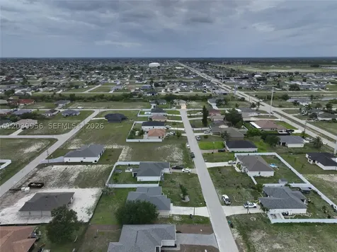 530 NW 23rd Terrace Cape Coral FL 33993