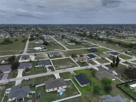 530 NW 23rd Terrace Cape Coral FL 33993