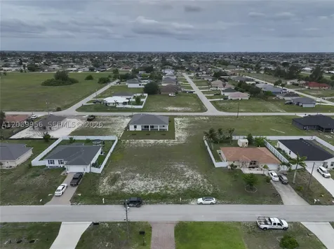 530 NW 23rd Terrace Cape Coral FL 33993