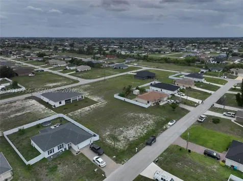 530 NW 23rd Terrace Cape Coral FL 33993