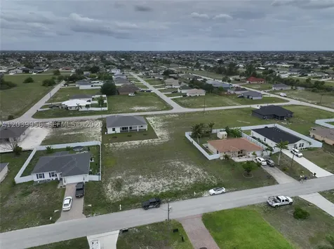 530 NW 23rd Terrace Cape Coral FL 33993