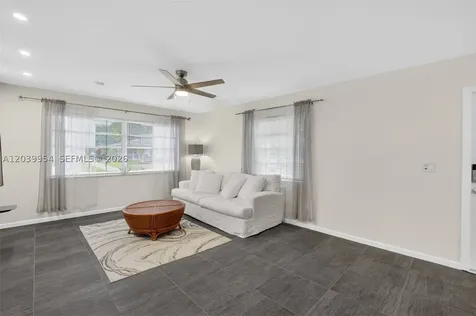 10125 S 42nd Avenue S Boynton Beach FL 33436