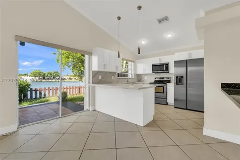 15311 SW 52nd Terrace Miami FL 33185