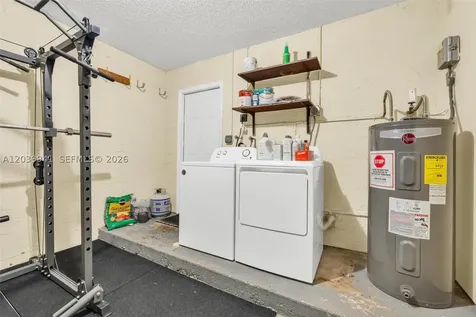 6633 N Parkway Drive Margate FL 33068