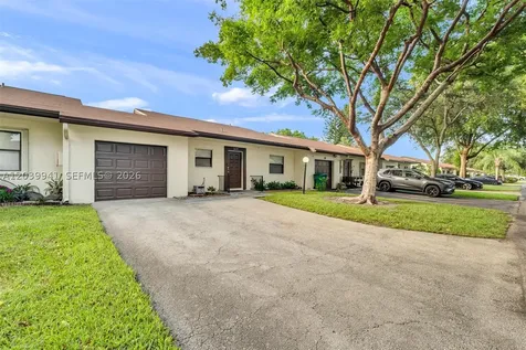 6633 N Parkway Drive Margate FL 33068