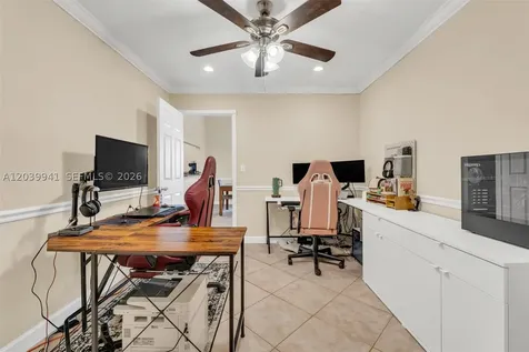 6633 N Parkway Drive Margate FL 33068