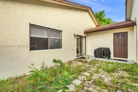 6633 N Parkway Drive Margate FL 33068