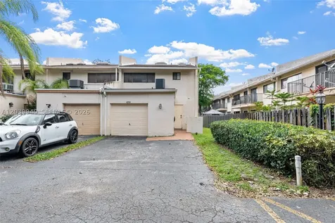 4293 N 76th Avenue Davie FL 33024