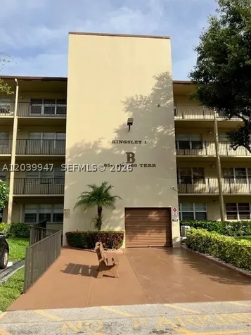 850 SW 133 Terrace Pembroke Pines FL 33027