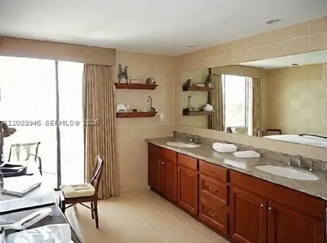 20281 E Country Club Drive Aventura FL 33180