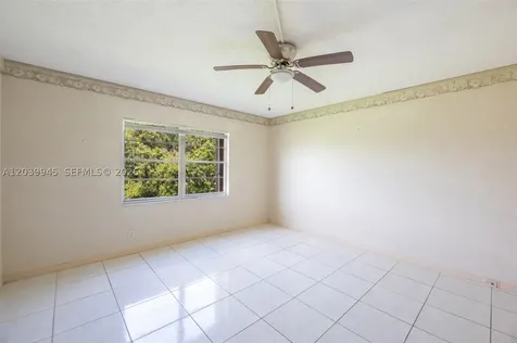 500 SW 130th Terrace Pembroke Pines FL 33027
