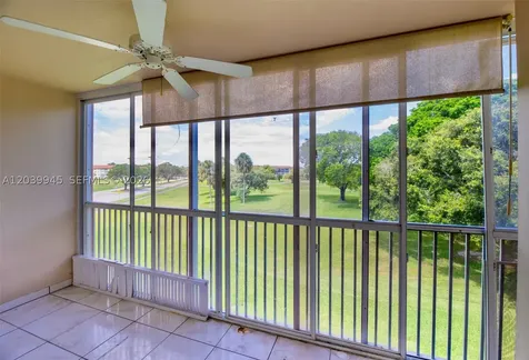 500 SW 130th Terrace Pembroke Pines FL 33027