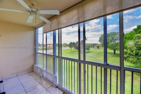 500 SW 130th Terrace Pembroke Pines FL 33027