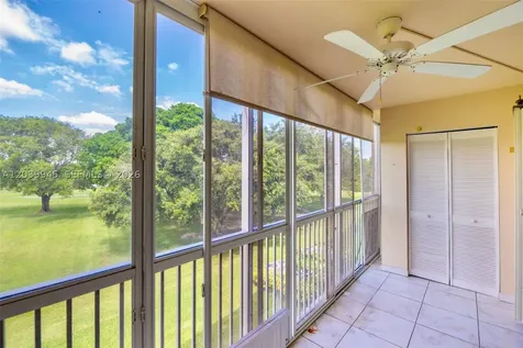 500 SW 130th Terrace Pembroke Pines FL 33027