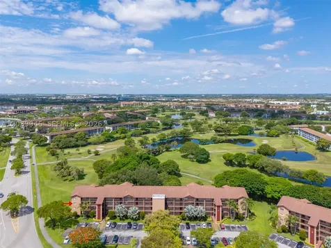 500 SW 130th Terrace Pembroke Pines FL 33027