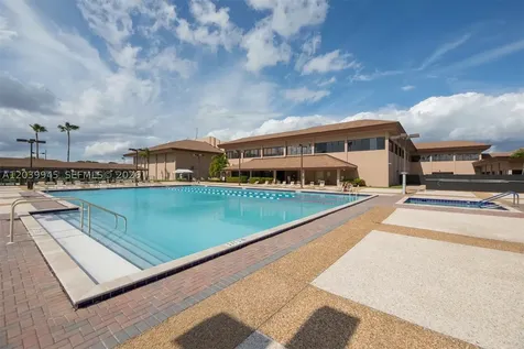 500 SW 130th Terrace Pembroke Pines FL 33027