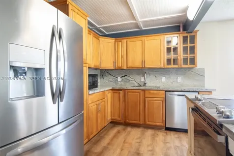 500 SW 130th Terrace Pembroke Pines FL 33027