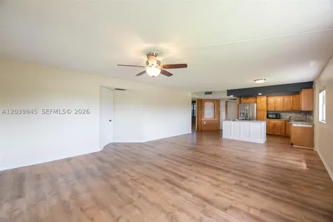 500 SW 130th Terrace Pembroke Pines FL 33027