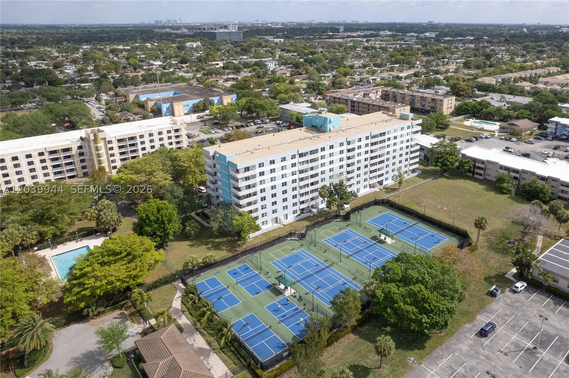 919 Hillcrest Drive Hollywood FL 33021