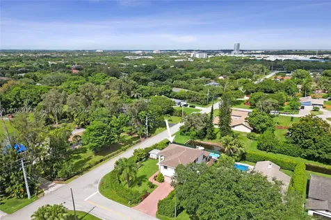 2151 NW 121st Avenue Plantation FL 33323