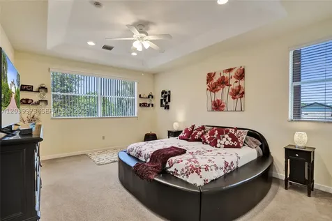 2151 NW 121st Avenue Plantation FL 33323