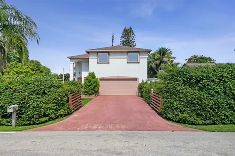 2151 NW 121st Avenue Plantation FL 33323