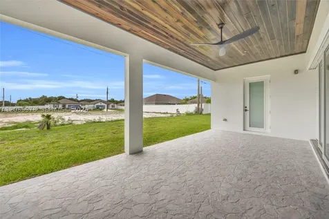121 SW Sea Lion Road Port St. Lucie FL 34953